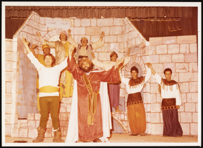 الفلاح والسلطان"، صورة من عرض مسرحي، مسرح القصبة، 1979"