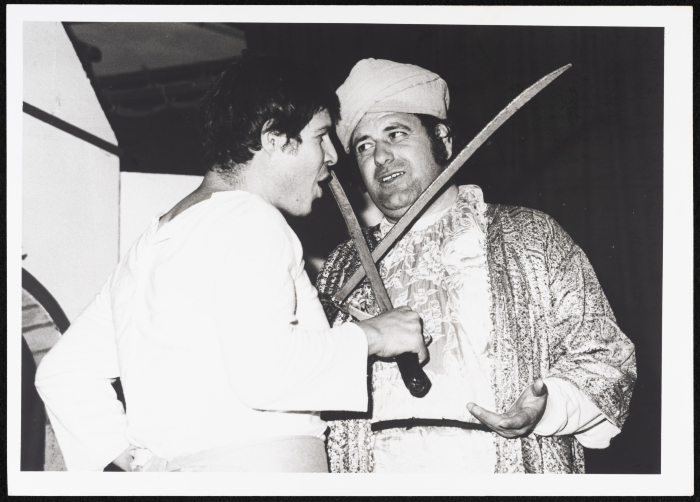 الفلاح والسلطان