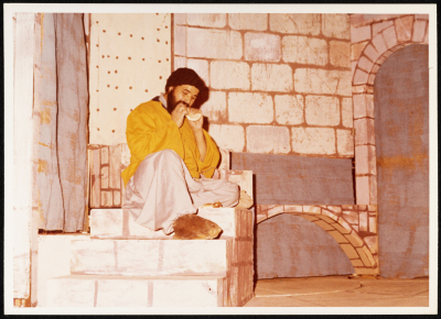 الفلاح والسلطان"، صورة من عرض مسرحي، مسرح القصبة، 1979"