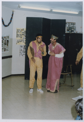 عروض مسرحية الملك راح ينام الخارجية