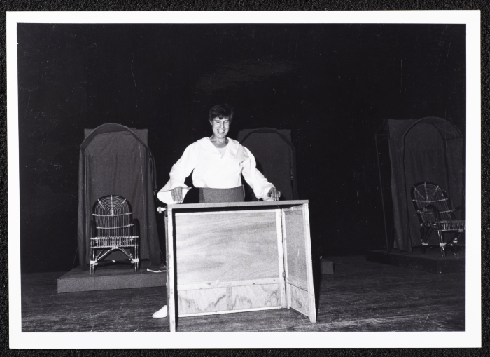 مسرحية ثوب الامبراطور