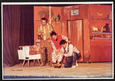 مسرحية جدي مش ختيار