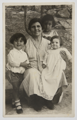 Mariam Kozma with her Grandchildren Samira, William, and Allis Odeh 