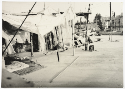 ملجأ في مخيم للجوء الفلسطيني، لبنان