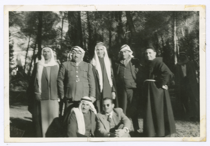 رجال في دير اللاتين