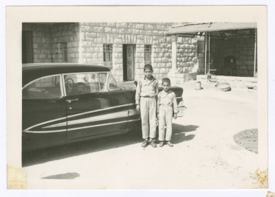 شقيقان من عائلة ذويب