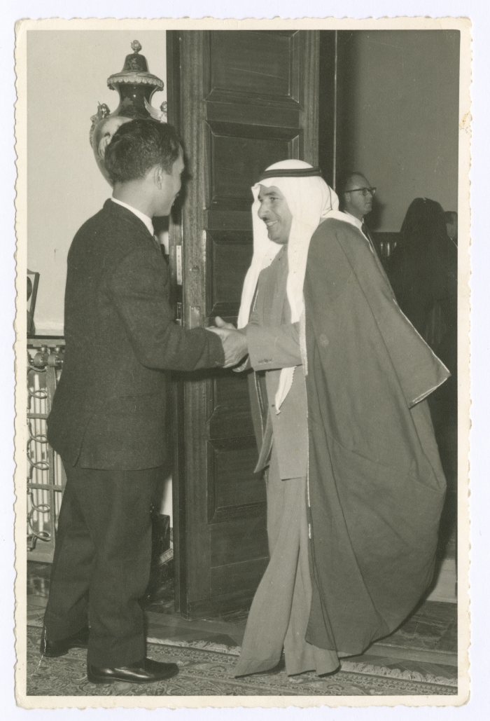 محمد سالم الذويب مع الملك حسين الثاني 