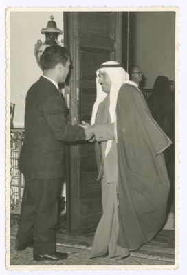 محمد سالم الذويب مع الملك حسين الثاني 