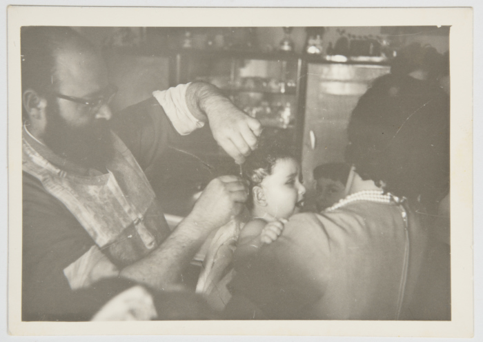 طفل من عائلة الخوري أقارب السيدة سلوى عشراوي 