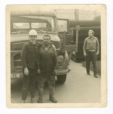 فلسطيني خلال عمله في ألمانيا