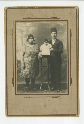 A family photograph of Abdel-Salam al-Barqawi and his wife Zuhaira al-Muhandes