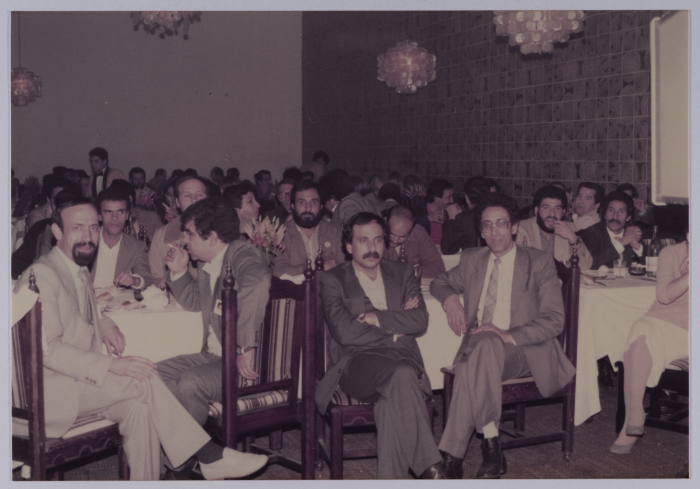 عرض للدبكة الفلسطينية قدمته فرقة جزائرية، 1984