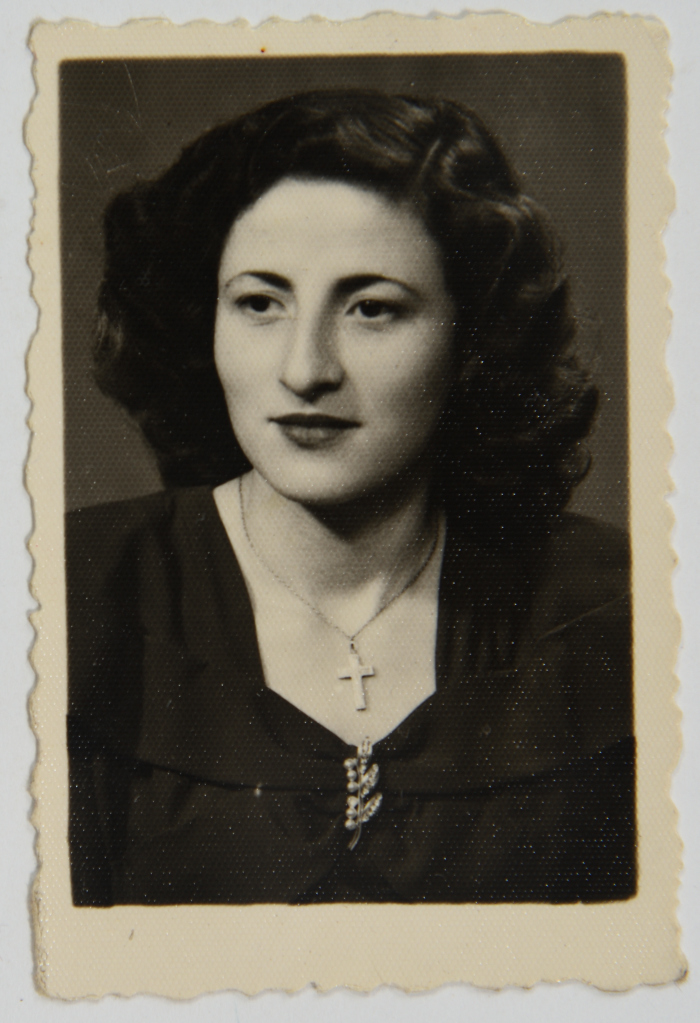 A photo of Siham Qab'ein; wife of Suheil Nasrawi, in the 1950s