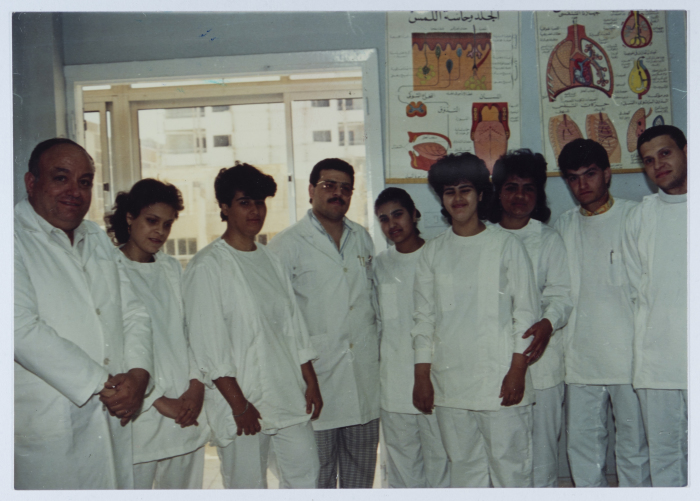 طلبة وأستاذهم، القاهرة، 1980- 1989