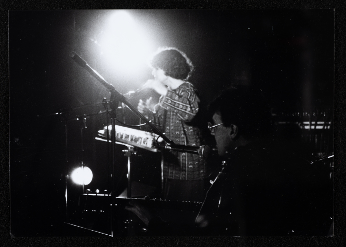 صورة من جولة فرقة صابرين في اليابان، 1992