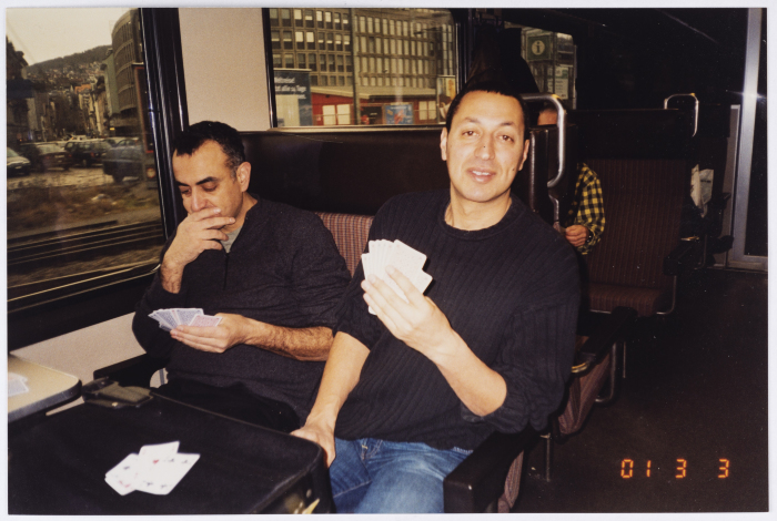 أثناء التحضير لعمل موسيقي ساخر بعنوان 