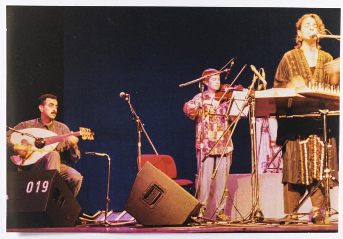 من جولة فرقة صابرين في بروكسل عام 1993 