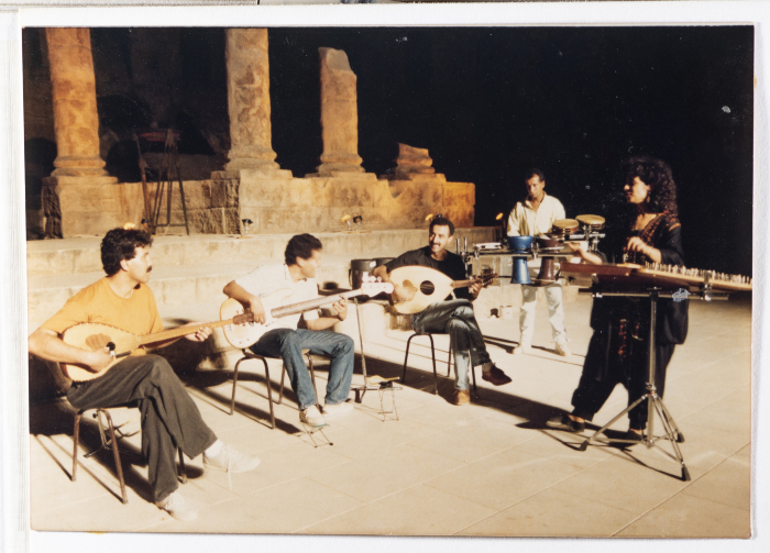 صورة من جولة فرقة صابرين في تونس، 1990
