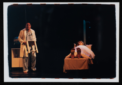 مسرحية باب الشمس