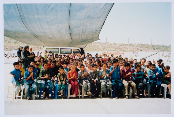 عرض مسرحية مغامرات خضرا للأطفال