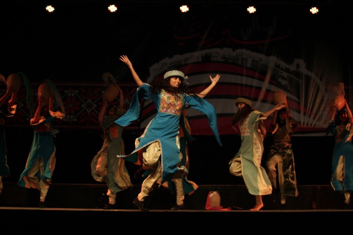 مشاركة فرقة الفنون الشعبية في مهرجان ليالي بيرزيت