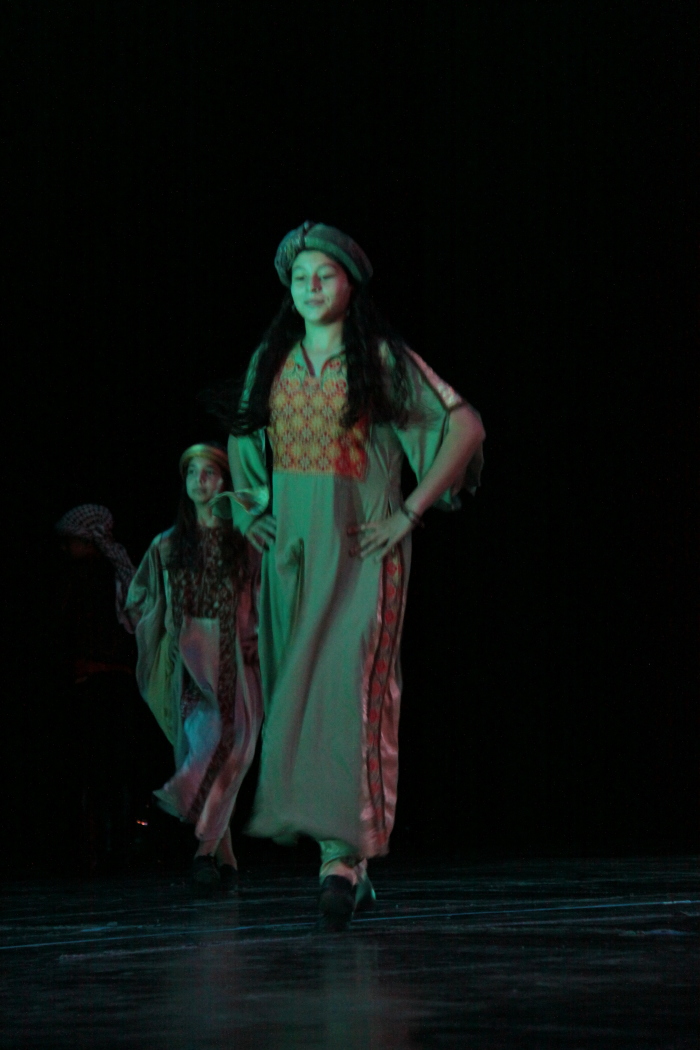 مشاركة فرقة الفنون الشعبية في مهرجان التراث عام 2010