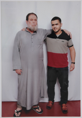 الأسيران عمر البرغوثي ومصعب اشتية، سجن مجدو، 2014 