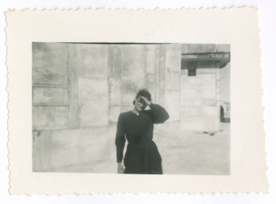 سيدة من عائلة نايف أبو غزالة