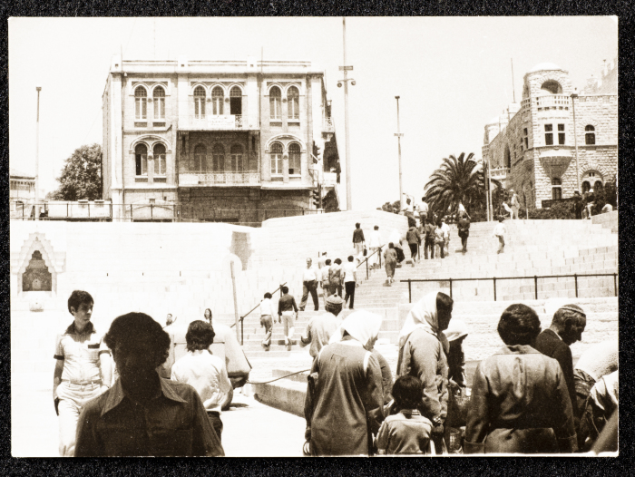 درج باب العامود في القدس