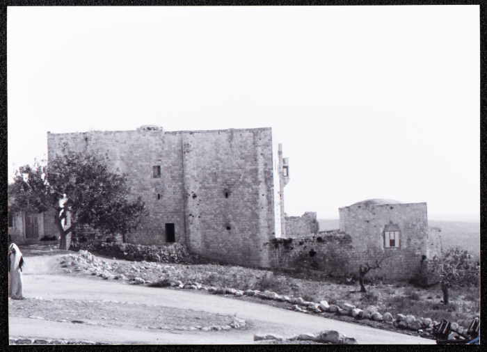 صورة من قصر الشيخ يوسف واكد الجيوسي في قرية كور
