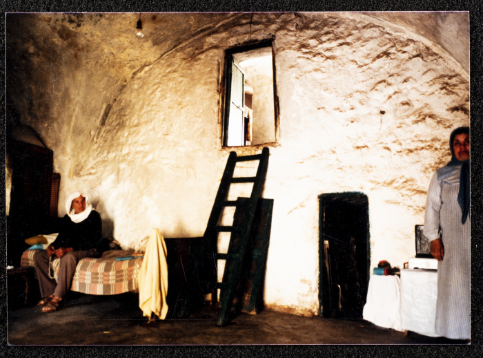 صورة من حوش الشعيبي في دير غسانة، قضاء رام الله