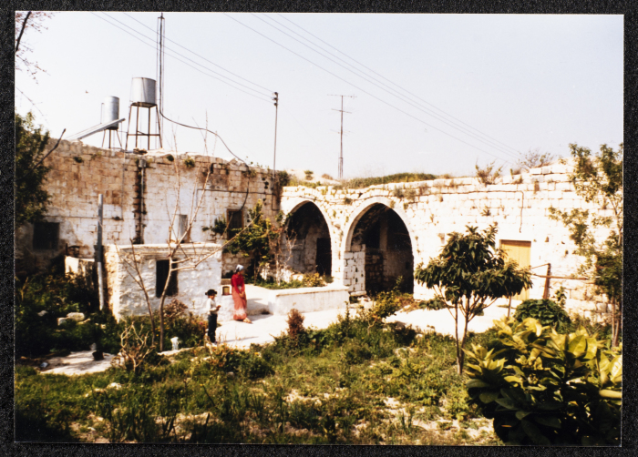 دير غسانة دار عبد العزيز  