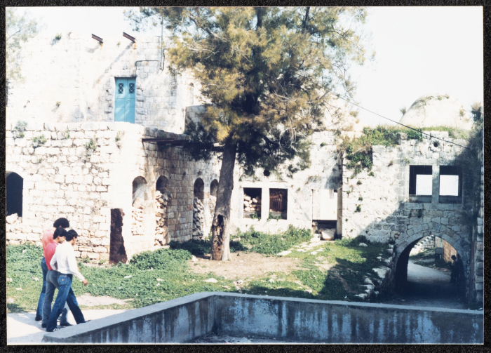  مضافة دير غسانة  