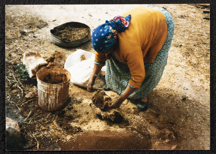 عمل الخوابي في قرية دير السودان