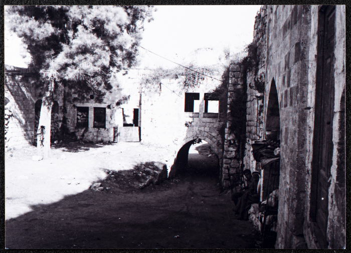 مضافة دير غسانة 