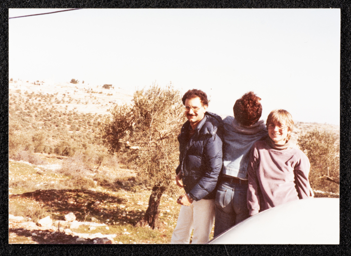 سعاد العامري واصدقائها 