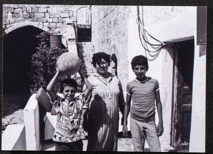 صورة لقصر صالح البرغوثي في قرية دير غسانة