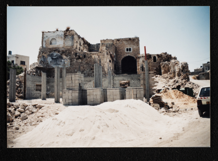 صورة لقرية دير إبزيع، رام الله 
