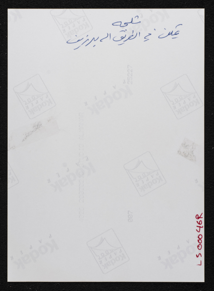 مشهد عام لتراكم الثلوج على الطريق بين رام الله وبيرزيت 