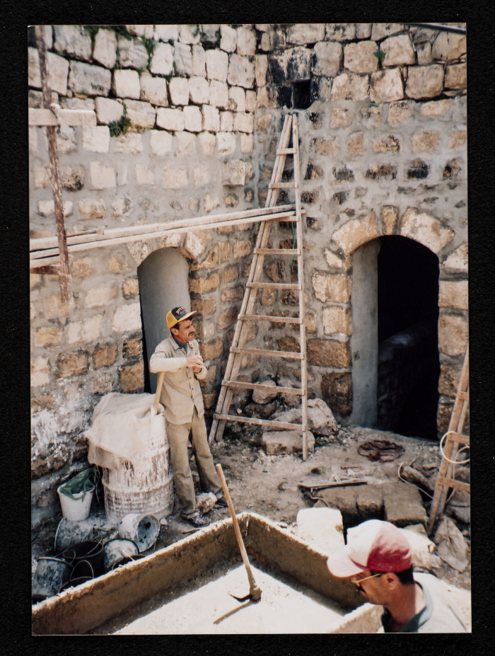 صورة من ترميم مركز اتحاد الشباب في قرية فرخة، غرب سلفيت