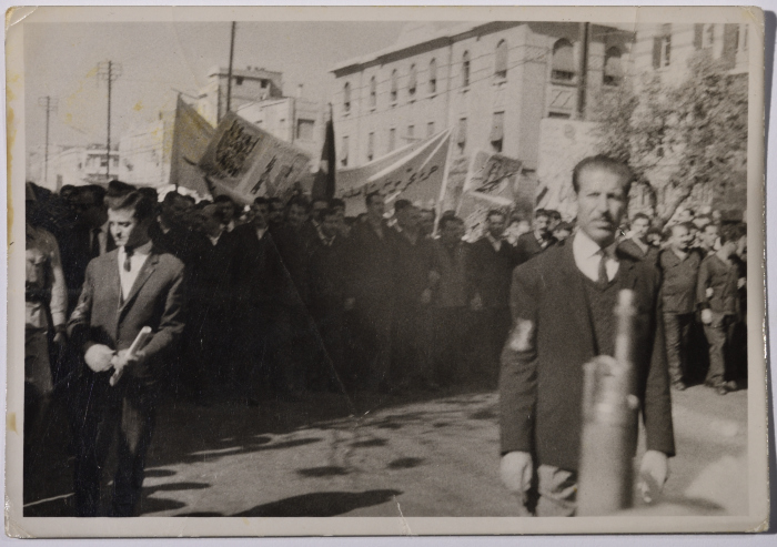 مقدمة إحدى المظاهرات جابت الشوارع في العاصمة السورية دمشق 