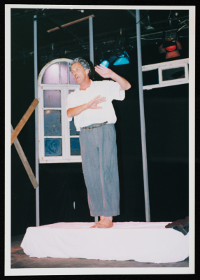 من مهرجان القدس المسرحي، على خشبة مسرح 