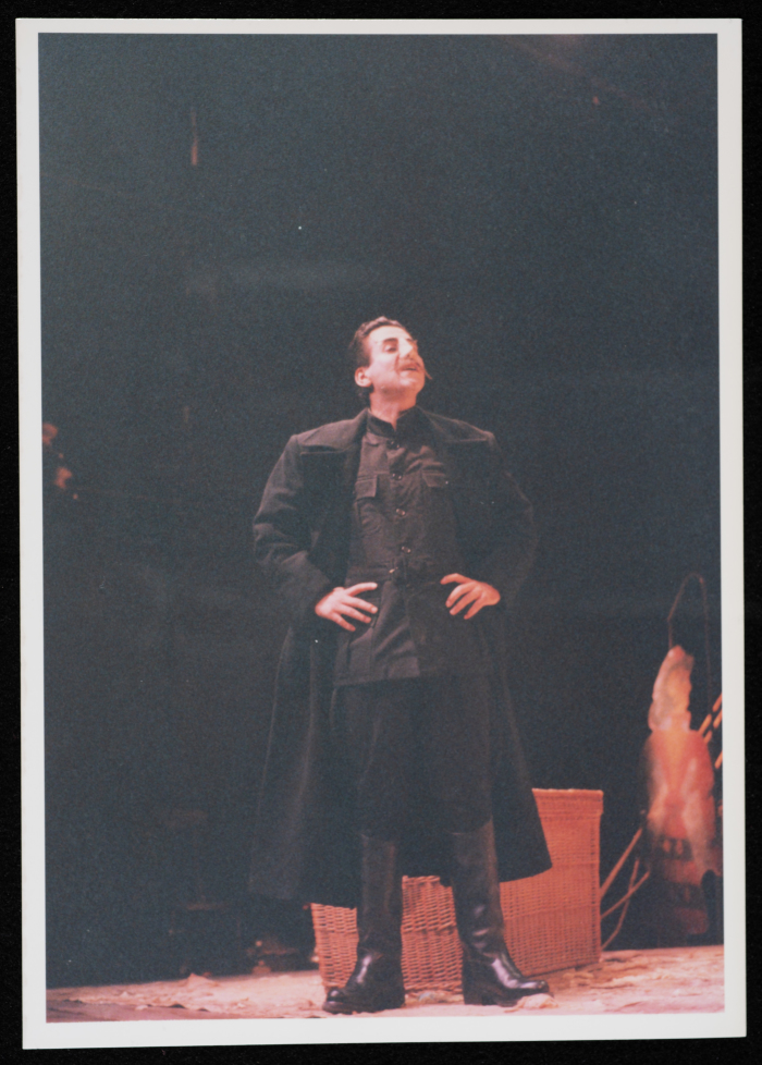 من مهرجان القدس المسرحي، على خشبة مسرح 