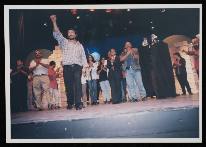 من مهرجان الدمى والعرائس الذي أقامه مسرح 