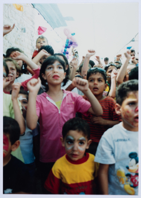 من مهرجان الدمى والعرائس الذي أقامه مسرح 