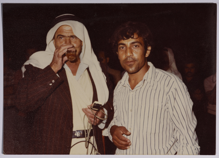 راجح السلفيتي مع علي رزق الله في حفل زفاف في فرخة 