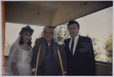 راجح السلفيتي مع ابنه صديقه يوم زفافها