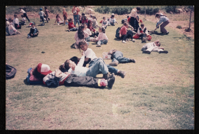 مجموعة من طلاب روضة الزهور في مدينة القدس