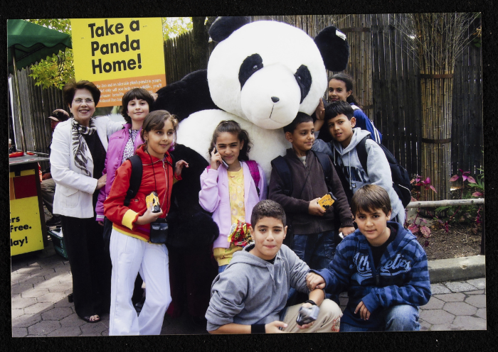 مجموعة من طلاب روضة الزهور في مدينة القدس