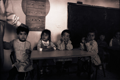 مجموعة اطفال في مدرسة بيت ساحور،1989